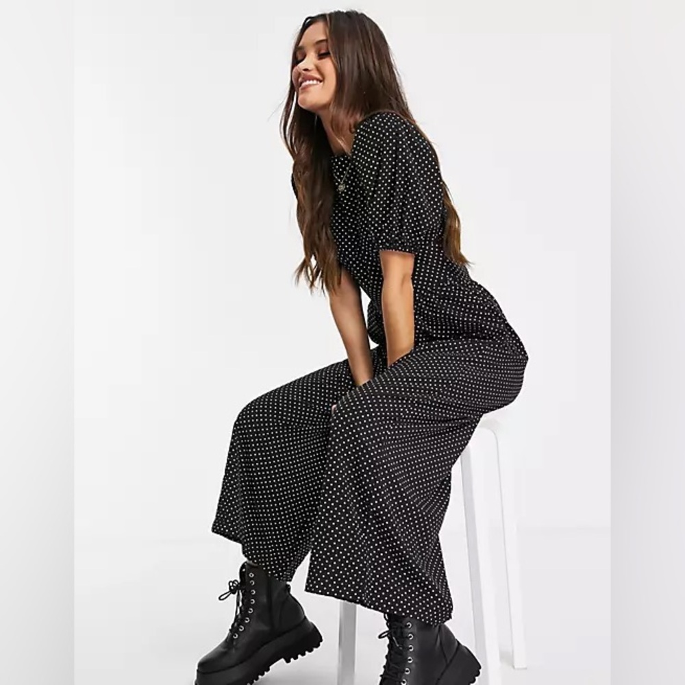 MISSGUIDED POLKA LACE UP PUFF CULLOTE JUMPSUIT